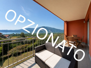San Bernardino Verbano, appartamento con spettacolare vista lago, terrazzo e giardino privato - Rif. 047