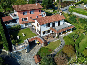 Verbania Pallanza, villa panoramica vista lago sul Monte Rosso - rif. 066 