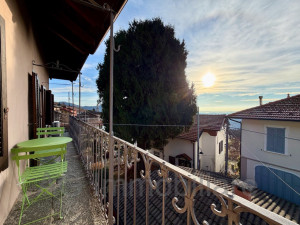 Miazzina, affascinante bilocale ristrutturato con balcone panoramico - Rif. 182