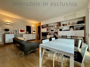 Verbania Pallanza, renovierte Dreizimmerwohnung mit Seeblick - Ref. 027