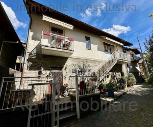 Verbania hill, detached house with courtyard in the town centre - Ref.054