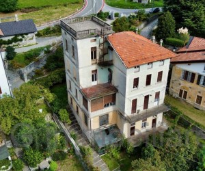 Verbania Hügel, schöne historische Villa zu renovieren mit Seeblick - Ref. 203